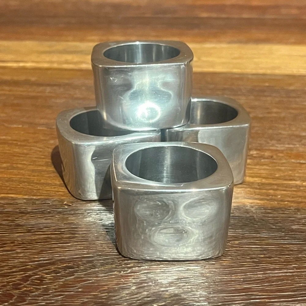 Set of 4 Modern Hammered Heavy Square Silver / Aluminum Napkin Rings Holders